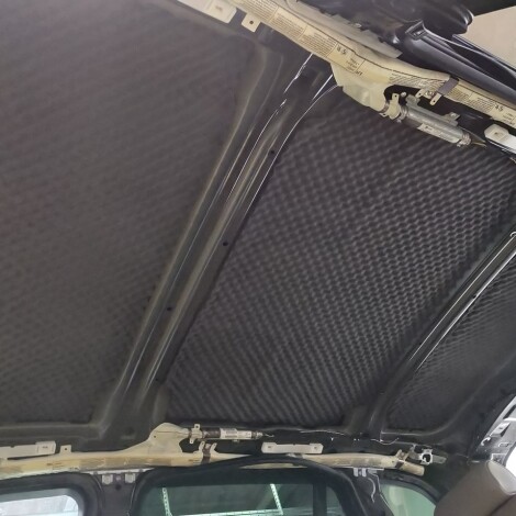 Шумоизоляция дверей и крыши BMW X5