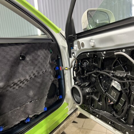 Полная шумоизоляция Volvo XC90