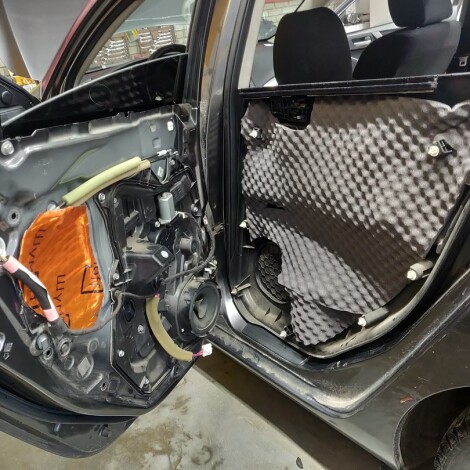 Полная шумоизоляция салона Mazda 3